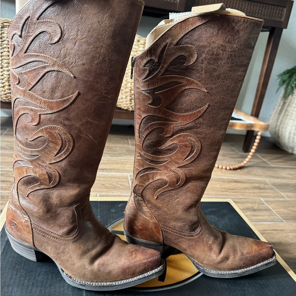 ARIAT Lyric Tall Brown Leather Boots - Picture 7 of 8